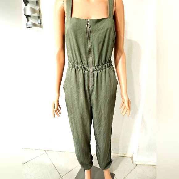 Emory Park Olive Green Sleeveless Jumpsuit - Picture 2 of 7
